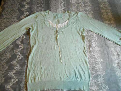 SALE!!!! Green LTD knit top (Small)